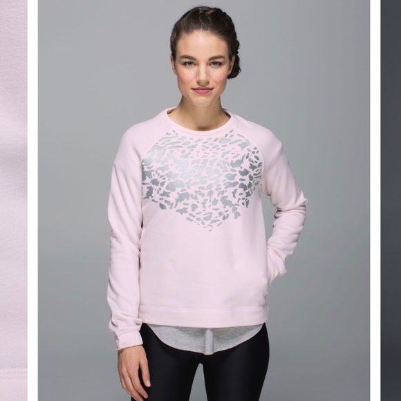 Lululemon Snapshot Crew in Neutral Blush Leopard - Picture 1 of 5